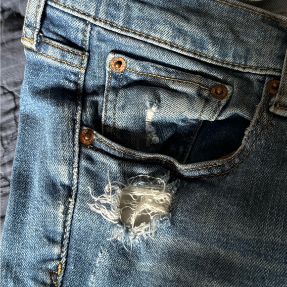 Gap distressed real straight jean - Picture 4 of 5